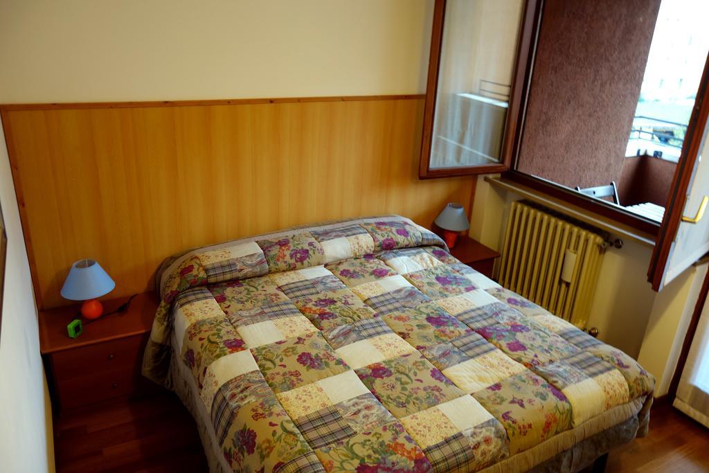 B&B Casa Batiuska เวโรนา ภายนอก รูปภาพ