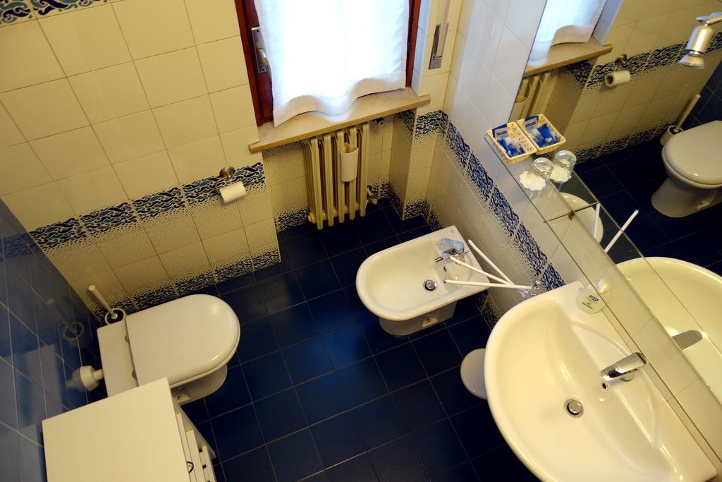 B&B Casa Batiuska เวโรนา ภายนอก รูปภาพ
