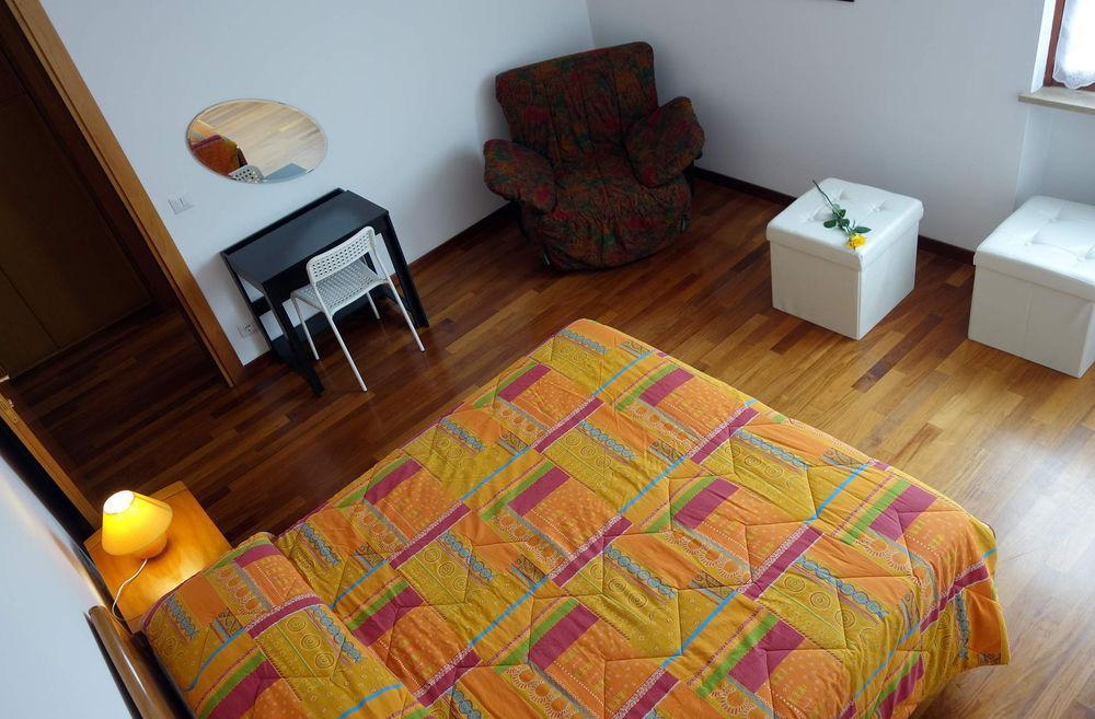 B&B Casa Batiuska เวโรนา ภายนอก รูปภาพ