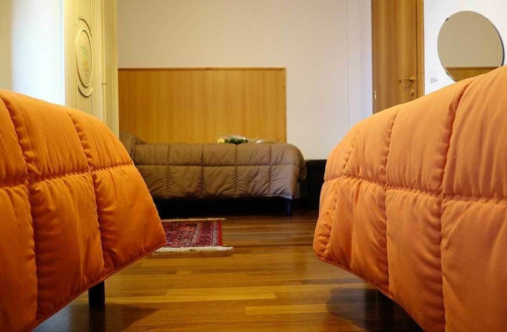 B&B Casa Batiuska เวโรนา ภายนอก รูปภาพ